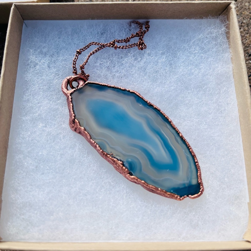 Natural Crystal Stone Necklace - Blue